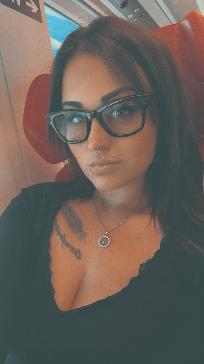 Mona von MonaVio – Launch & Project Management und Online Business Operations